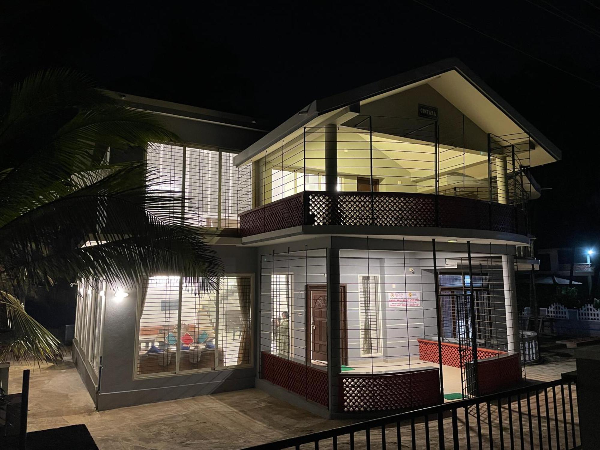 Gintara Beach Homestay By Evaddo Kalyānpur エクステリア 写真