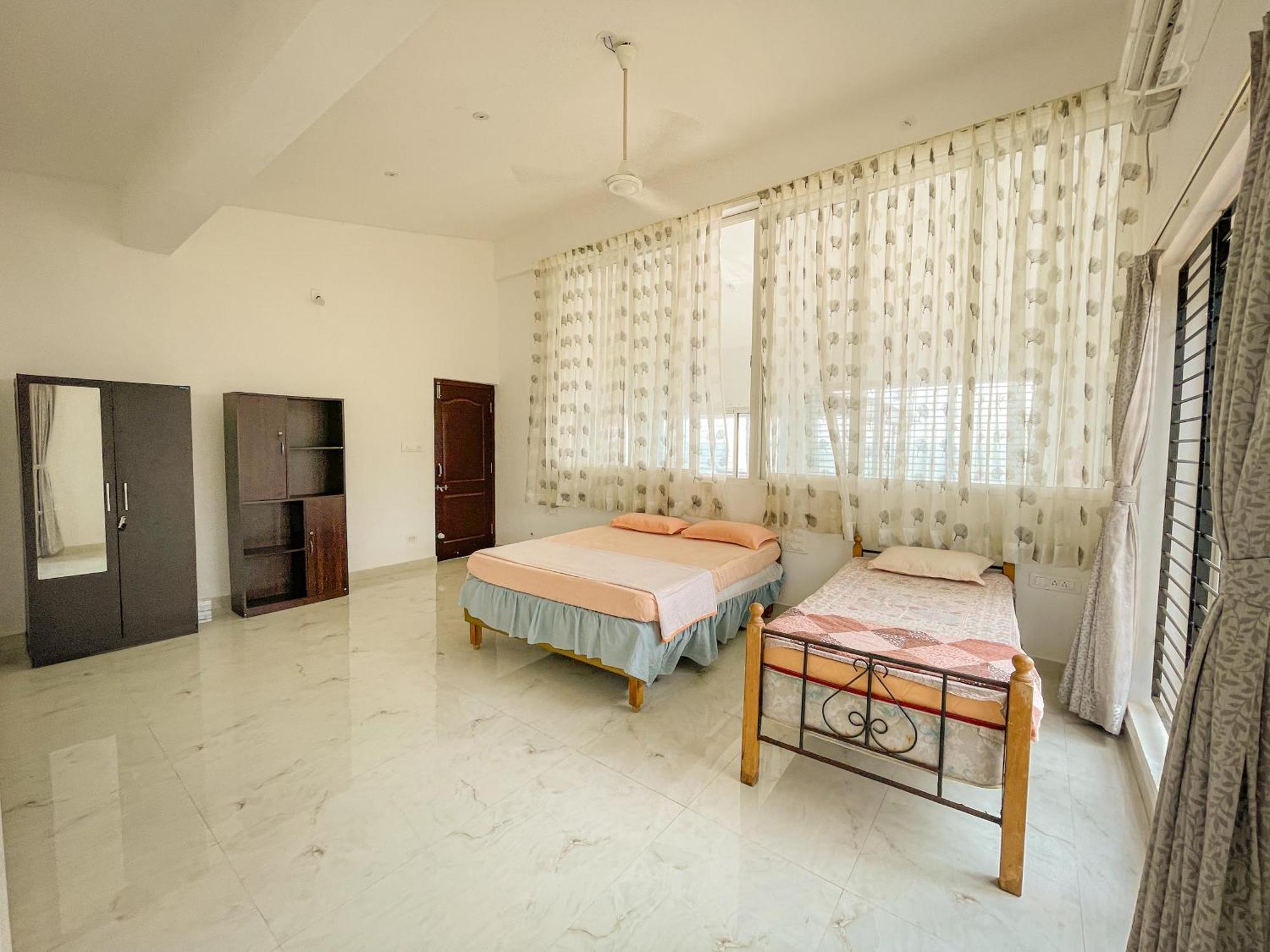 Gintara Beach Homestay By Evaddo Kalyānpur エクステリア 写真